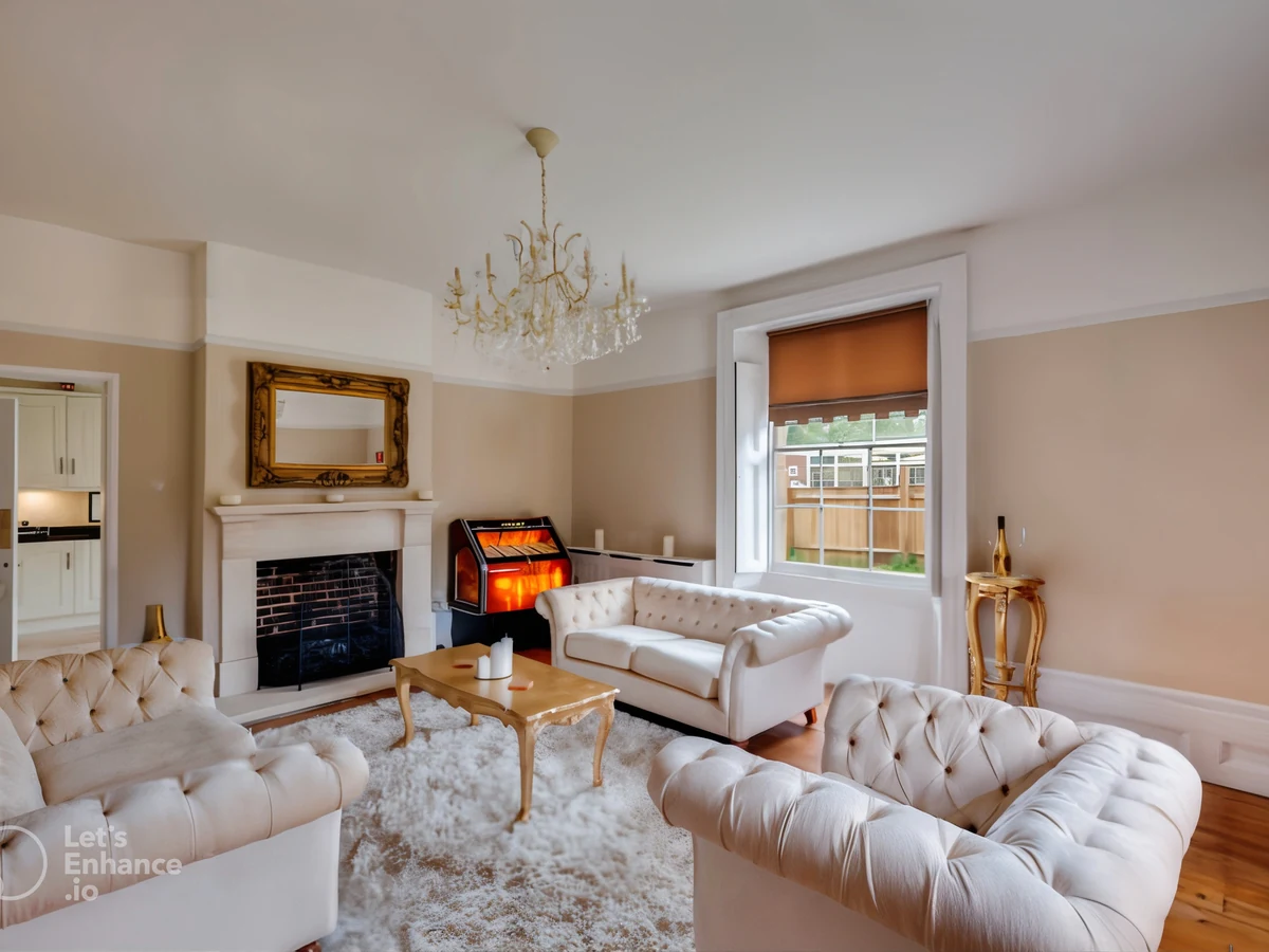 Elegantly painted Victorian living room in cream by Hereford Painters