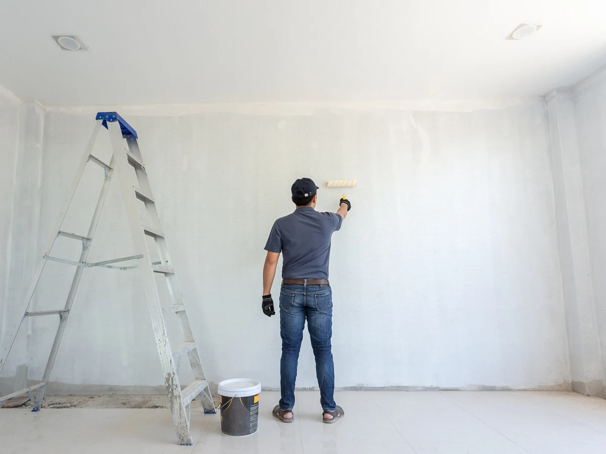 Home renovation decorating in Hereford by Hereford Painters, decorator working on interior walls